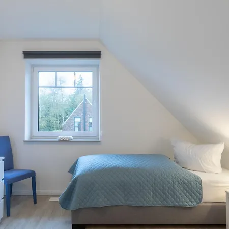 Kleine Flucht Сasa de vacaciones Tating